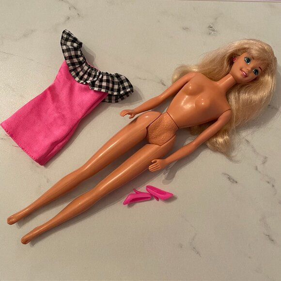 Vintage Barbie and Nia Dolls - Lot of 3 - Redressed - Picture 14 of 16